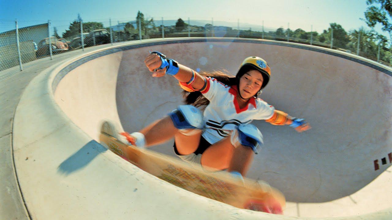 Judi Oyama, a Californian skateboarder in the 1970s [981×552]