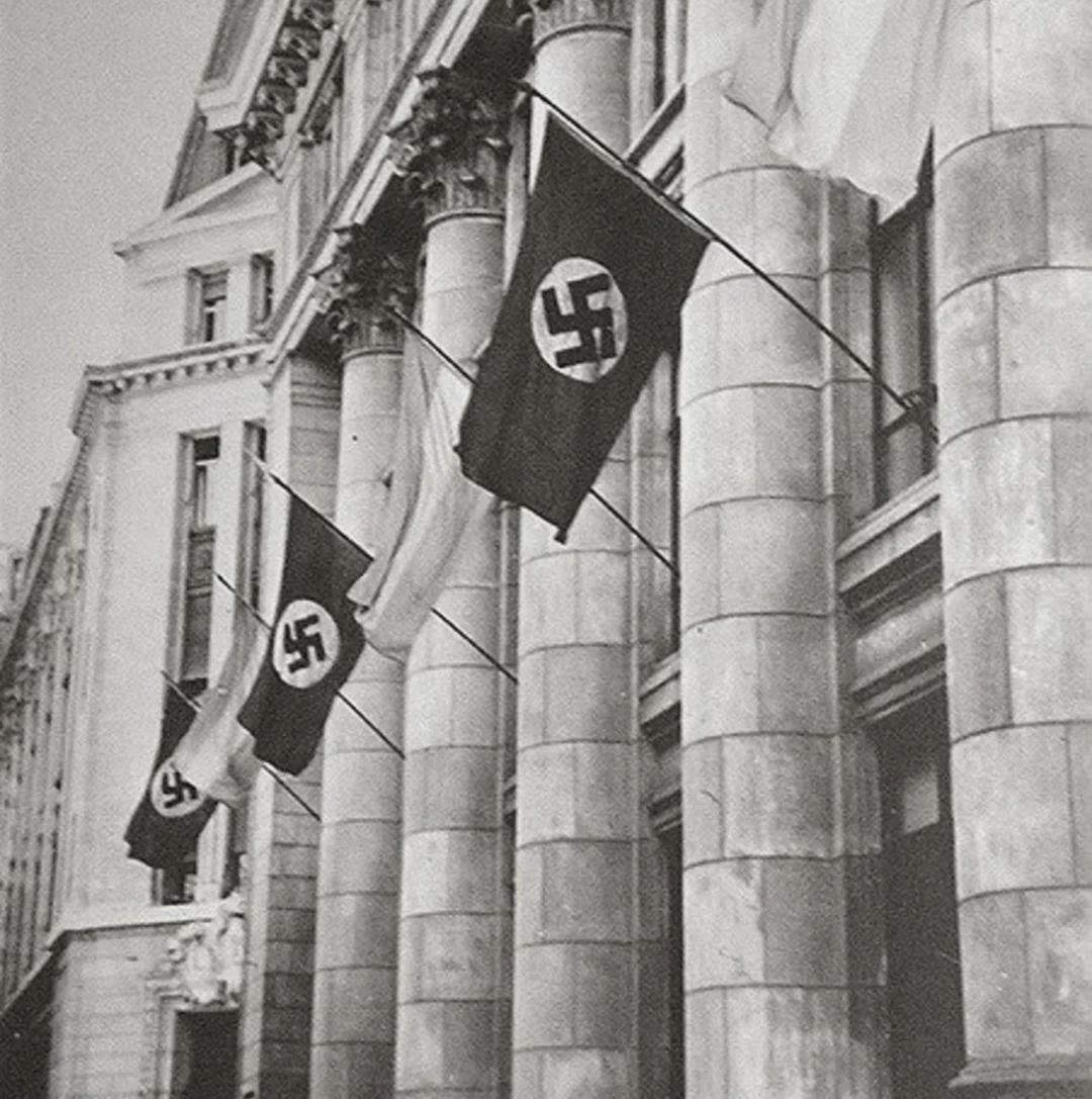 Nazi Flags being flown from the Deutschland Transatlantic bank building in Argentina, 1943. [1080×1087]