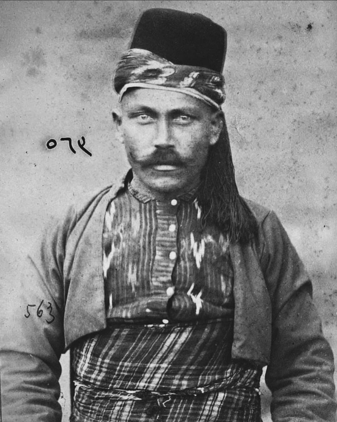 Imamoglu Ger Ali Efe – a famous gang leader during the Ottoman era (early 1900s). [1079×1350]