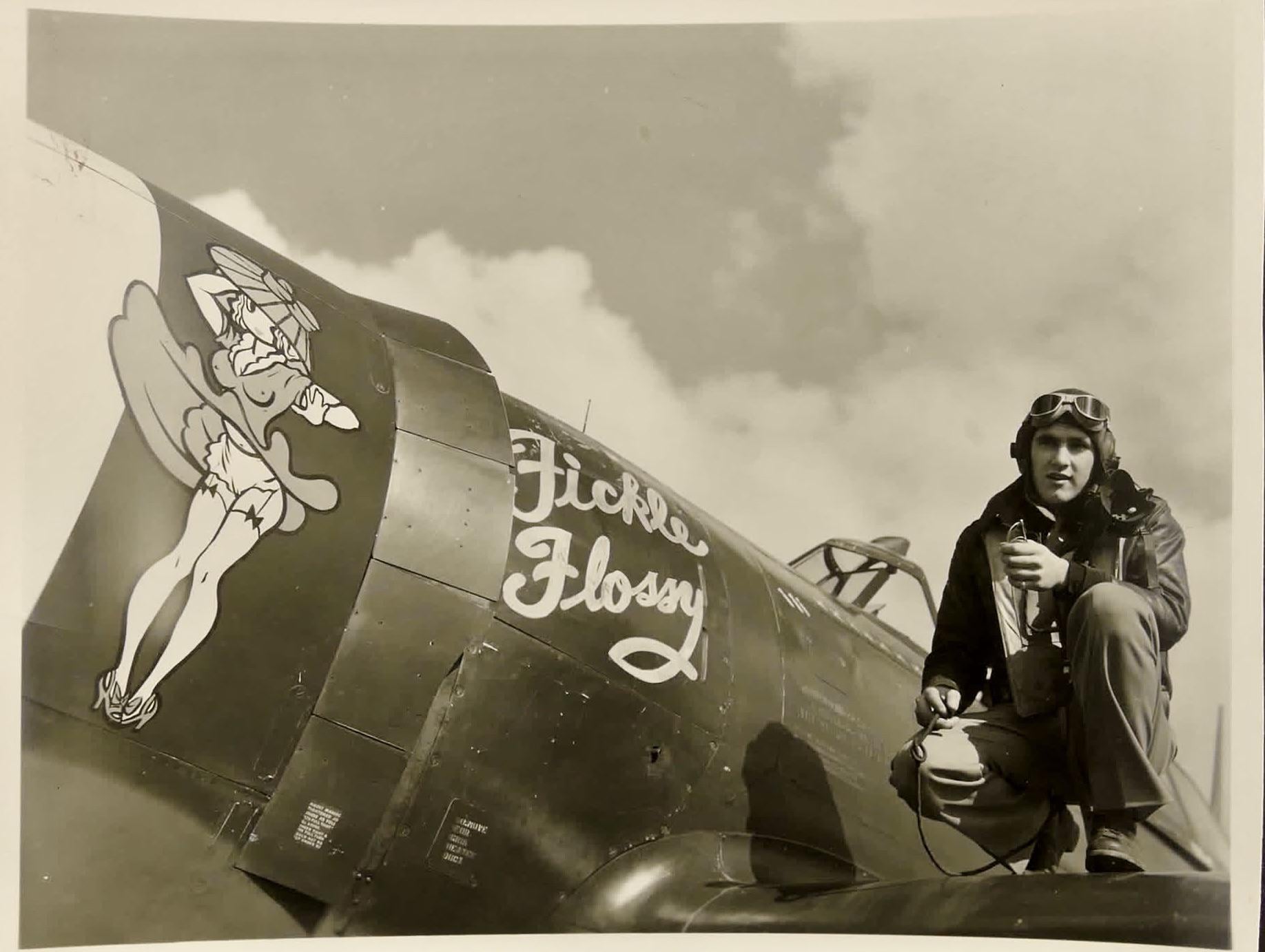 P-47D Thunderbolt “Fickle Flossy” and pilot Charles Dozier of the 510th Fighter Squadron, 405th Fighter Group, ca 1944 [1836×1338]