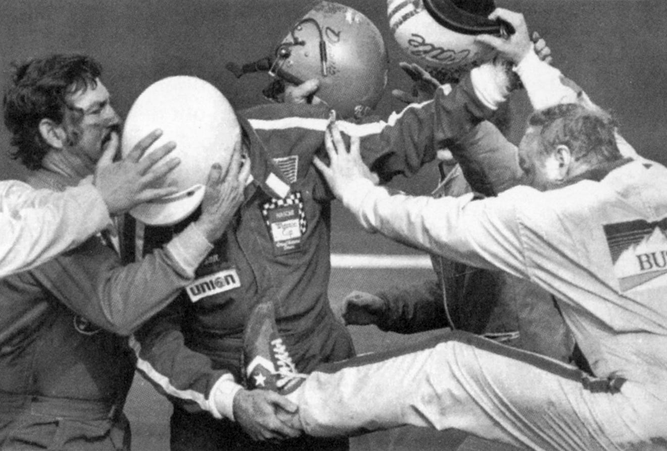 Donnie Allison, Bobbie Allison and Cale Yarborough fighting in the aftermath of the 1979 Daytona 500, the first nationally televised NASCAR race [1320×894]