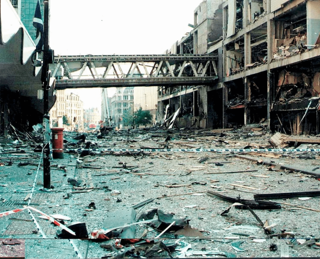 The terrorist attack in Manchester during the European Championship, committed by IRA on June 15, 1996 [1080×875]