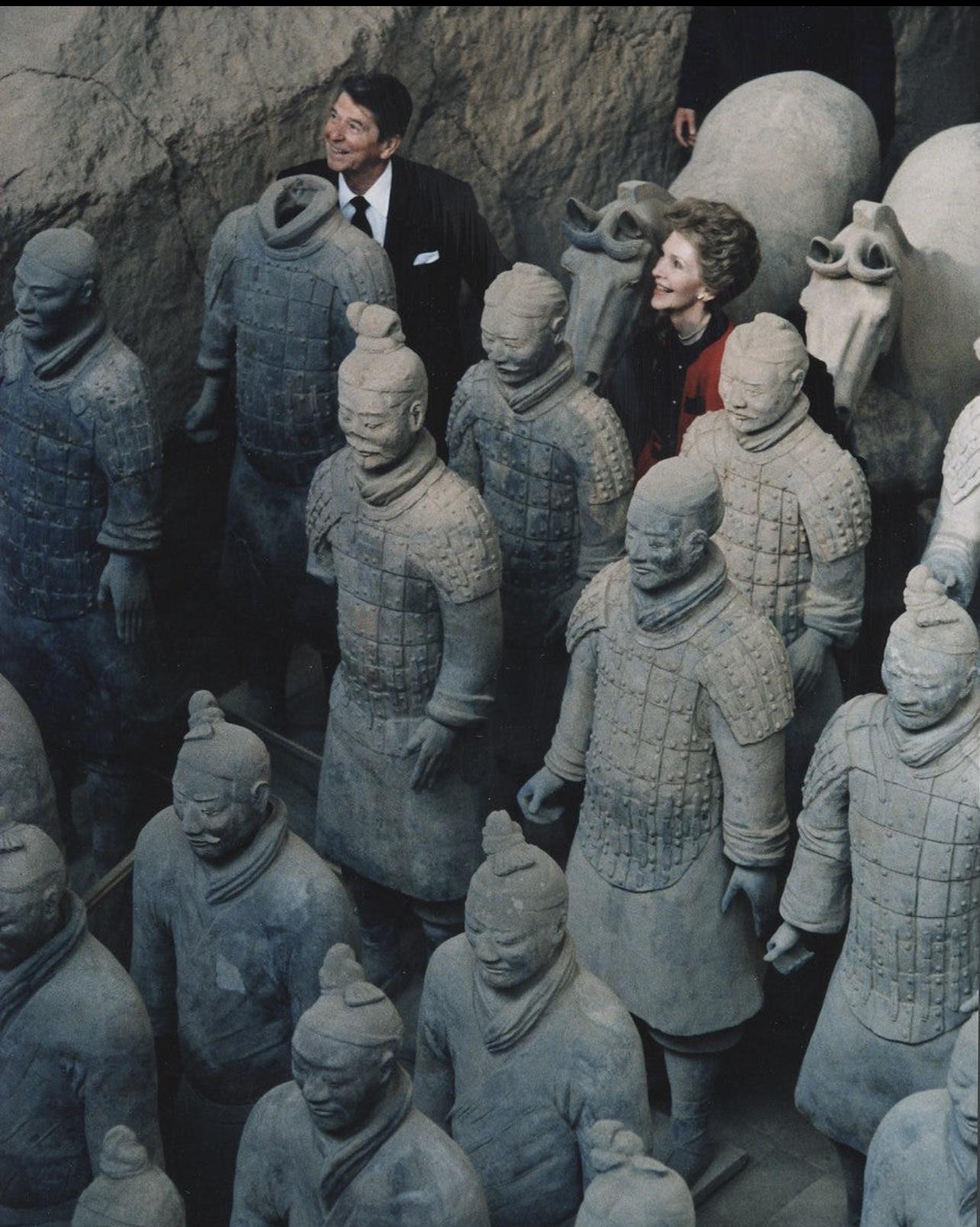 Ronald and Nancy Reagan stand among the Terracotta Army in Xi’an, China, 1984 [1284X1607].
