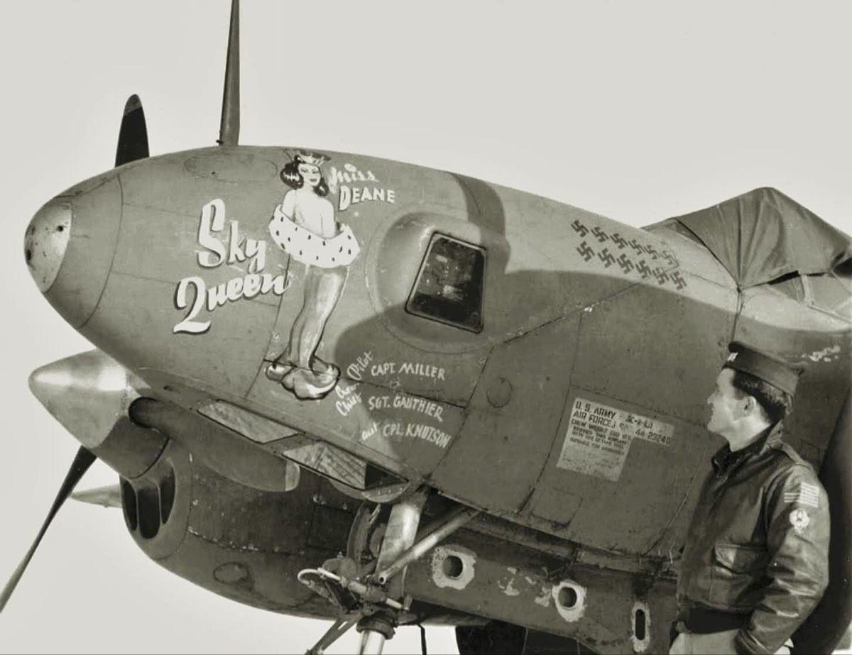 Lockheed F-5E-2-LO “Sky Queen Miss Deane” of the 33rd Photo Reconnaissance Squadron in Belgium, 1945. [1200×923]