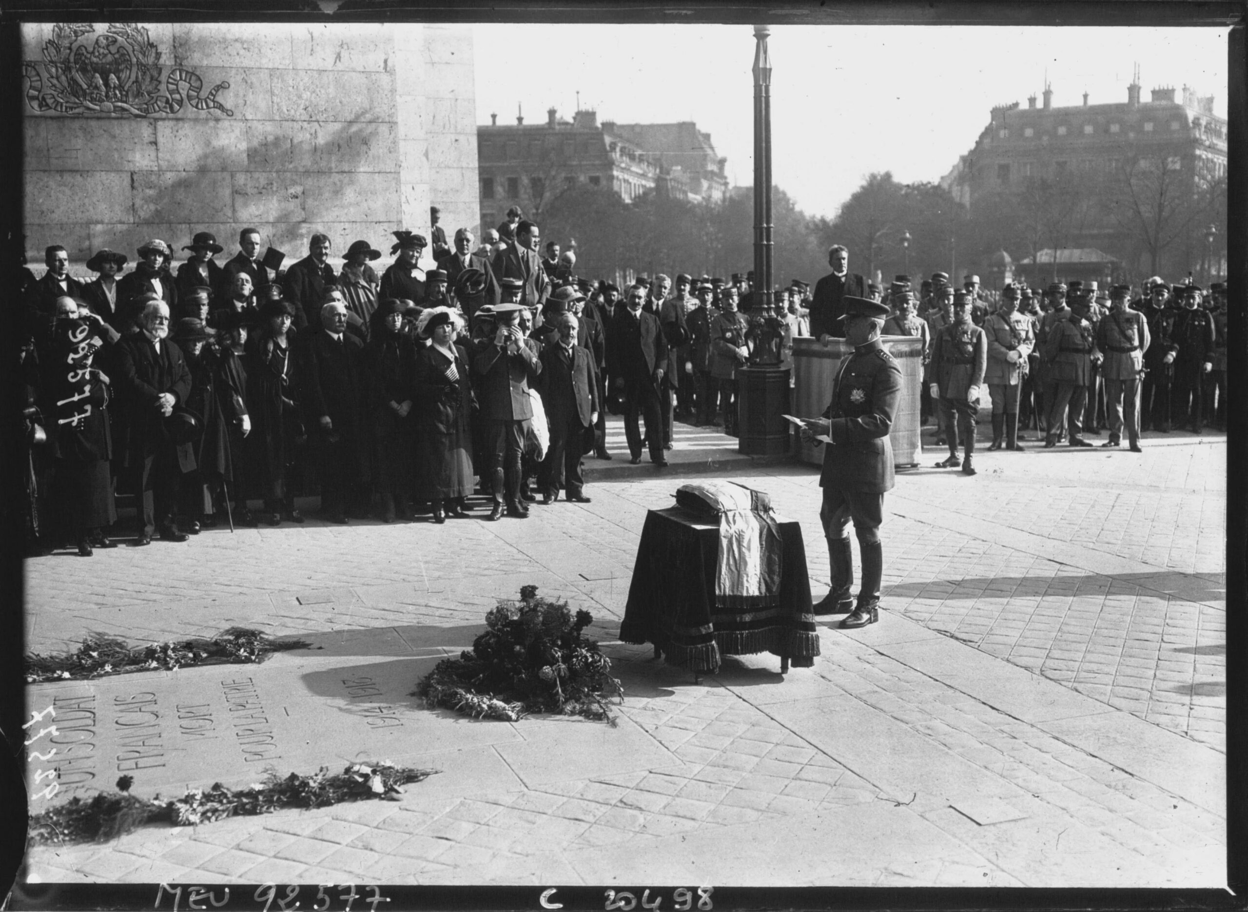 U.S. General John J. Pershing reading a speech at the Tomb of the Unknown Soldier beneath the Arc de Triomphe in Paris, during a remembrance ceremony honouring the fallen soldiers of WWI. (1921) [3420×2500]
