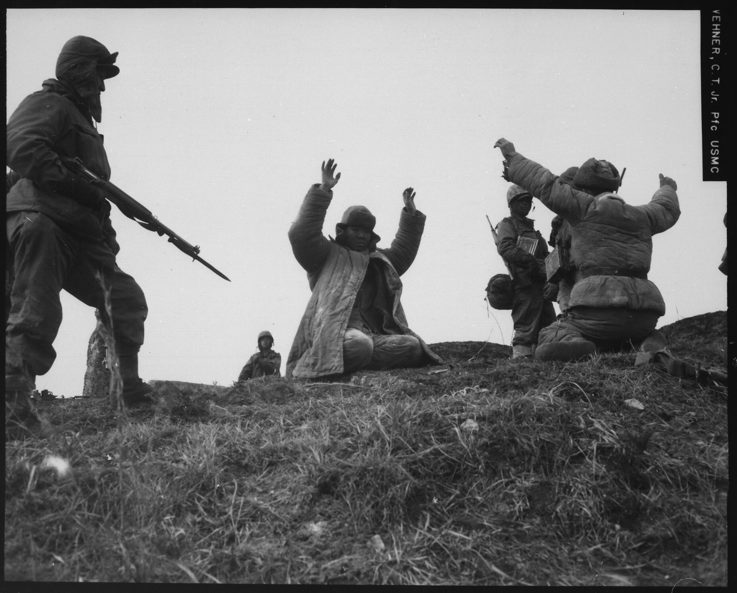 Men of the U.S. 1st Marine Division capture Chinese Communists during fighting on the central Korean front. Hoengsong, March 2, 1951 [3000×2415]