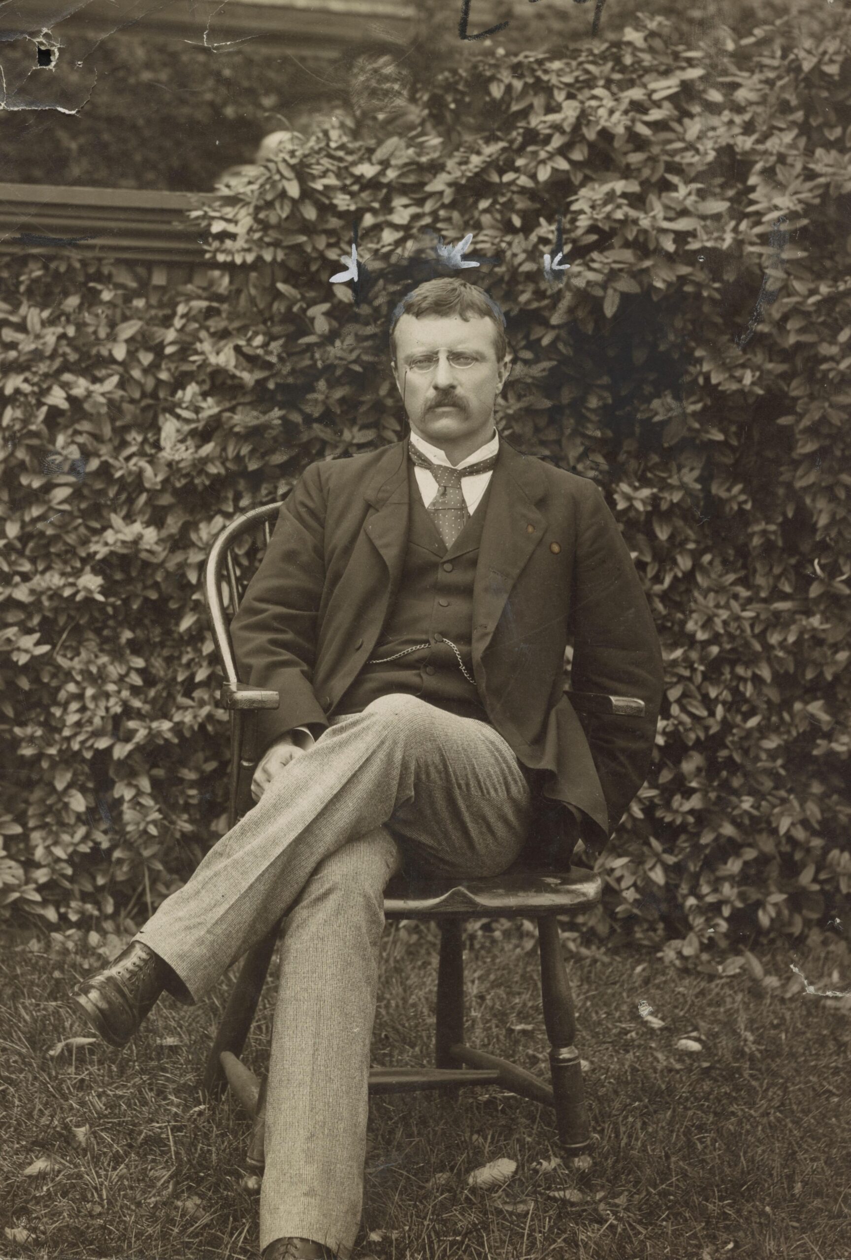 1901 portrait of US President Theodore Roosevelt, around the time he succeeded the assassinated President Mckinley. At 42 years of age, Roosevelt remains the youngest President in US history to this day (5603×3781)