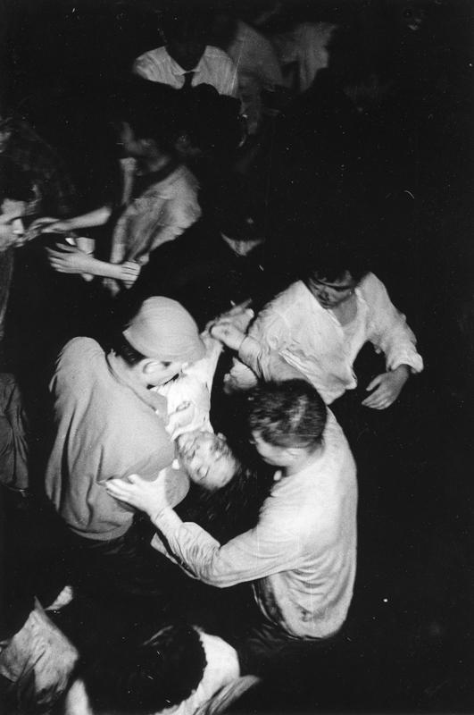 Michiko Kanba’s body is carried by fellow students after she was killed by police during the massive 1960 Anpo protests against the US-Japan Security Treaty, Tokyo, 15 June 1960. [531×800]