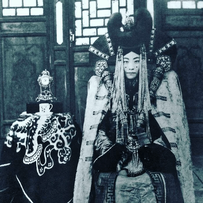 Queen Genepil, The Last Queen Of Mongolia, 1920. [700×700]