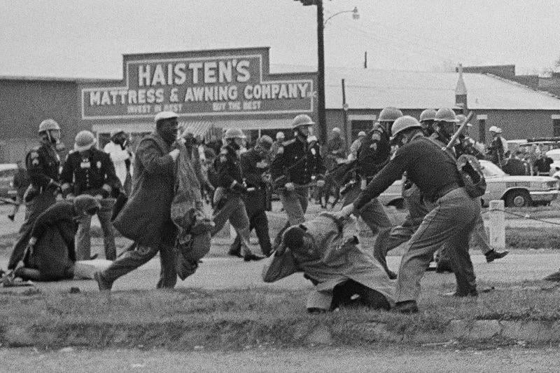 June 9, 1964 “Bloody Tuesday” Tuscaloosa, AL: Statetroopers and Klansmans brutally attacked over 500 Black citizens who had gathered at the First African Baptist Church using tear gas and clubs, invading the church in the largest single assault on a church during the Civil Rights movement. [800×528]
