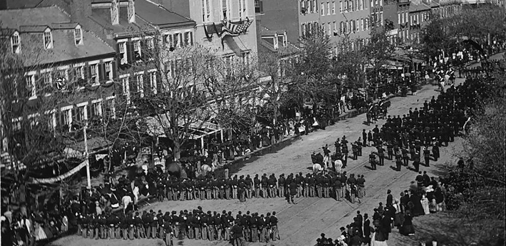 Abraham Lincoln’s funeral procession along Pennsylvania Avenue, Washington, D.C., April 19, 1865. (1024×498)