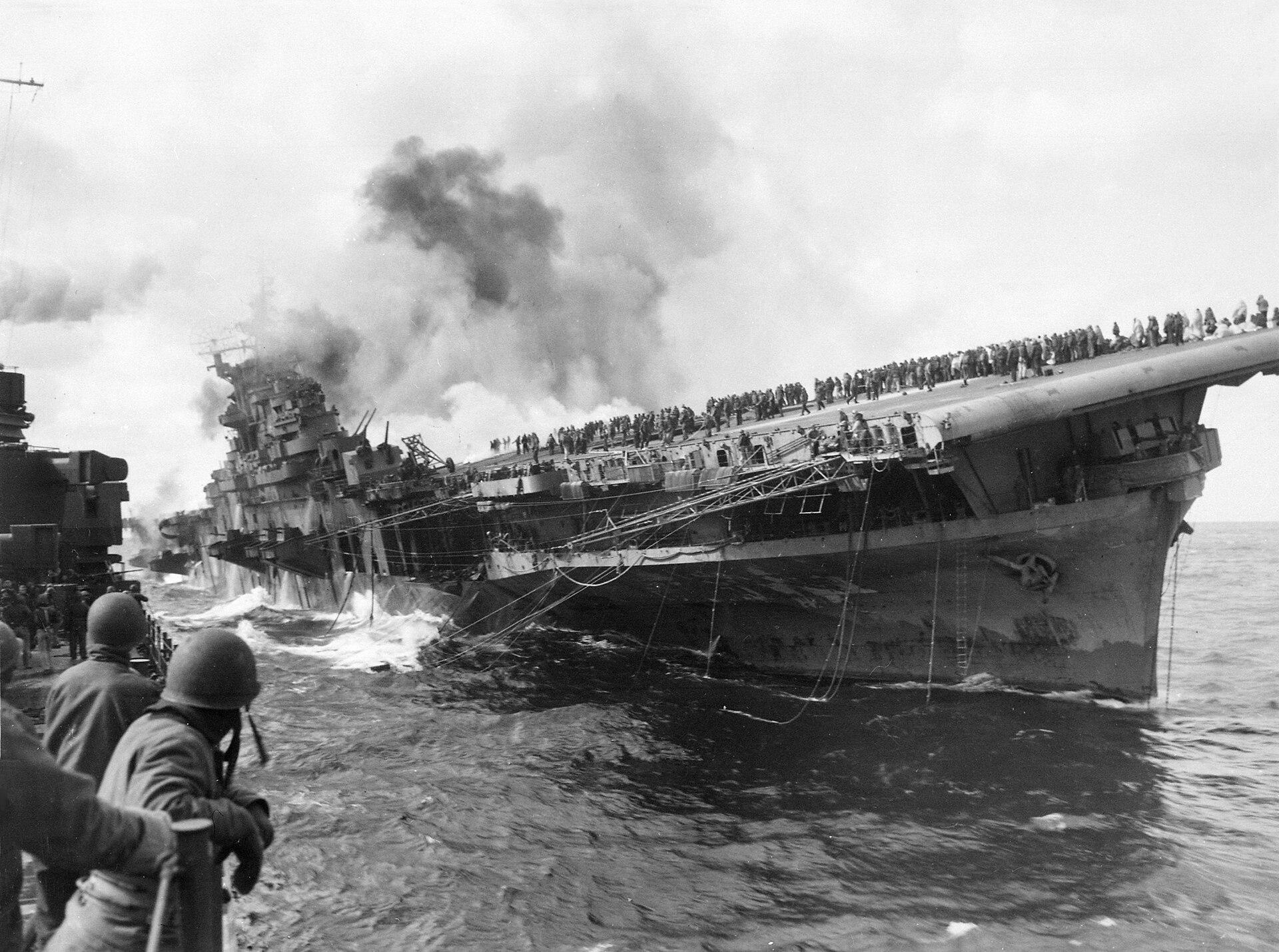 Aircraft Carrier USS Franklin after attack during the second World War March 19th 1945 (1920×1430)