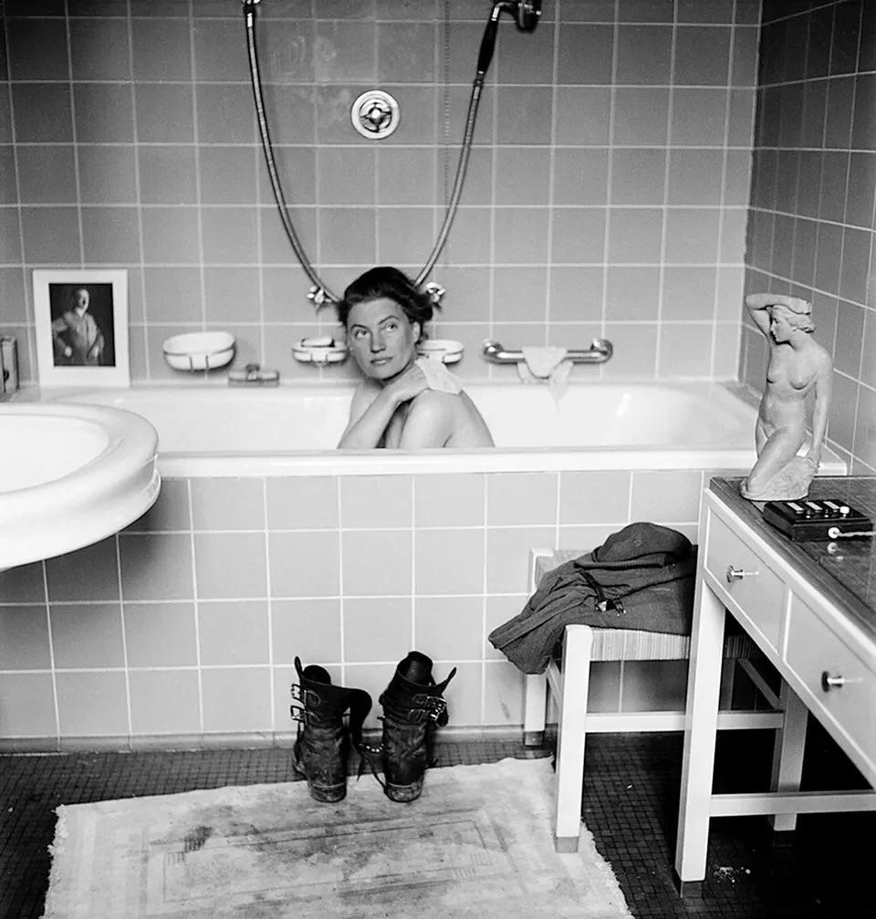 81 years ago today- war correspondent Lee Miller washes up in Hitler’s bathtub, 30 April 1945 [960×1007]