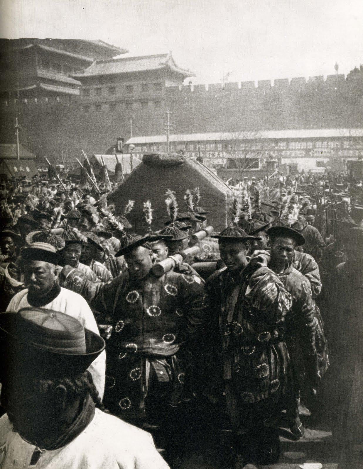 The Dowager Empress Cixi’s funeral, China 1909.[1237×1600]