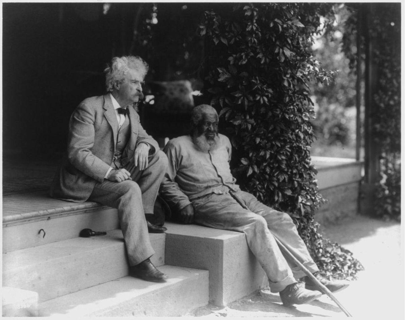 Mark Twain with John Lewis Sitting on Porch Steps, Elmira, New York, USA, circa 1903 [1315×1039]