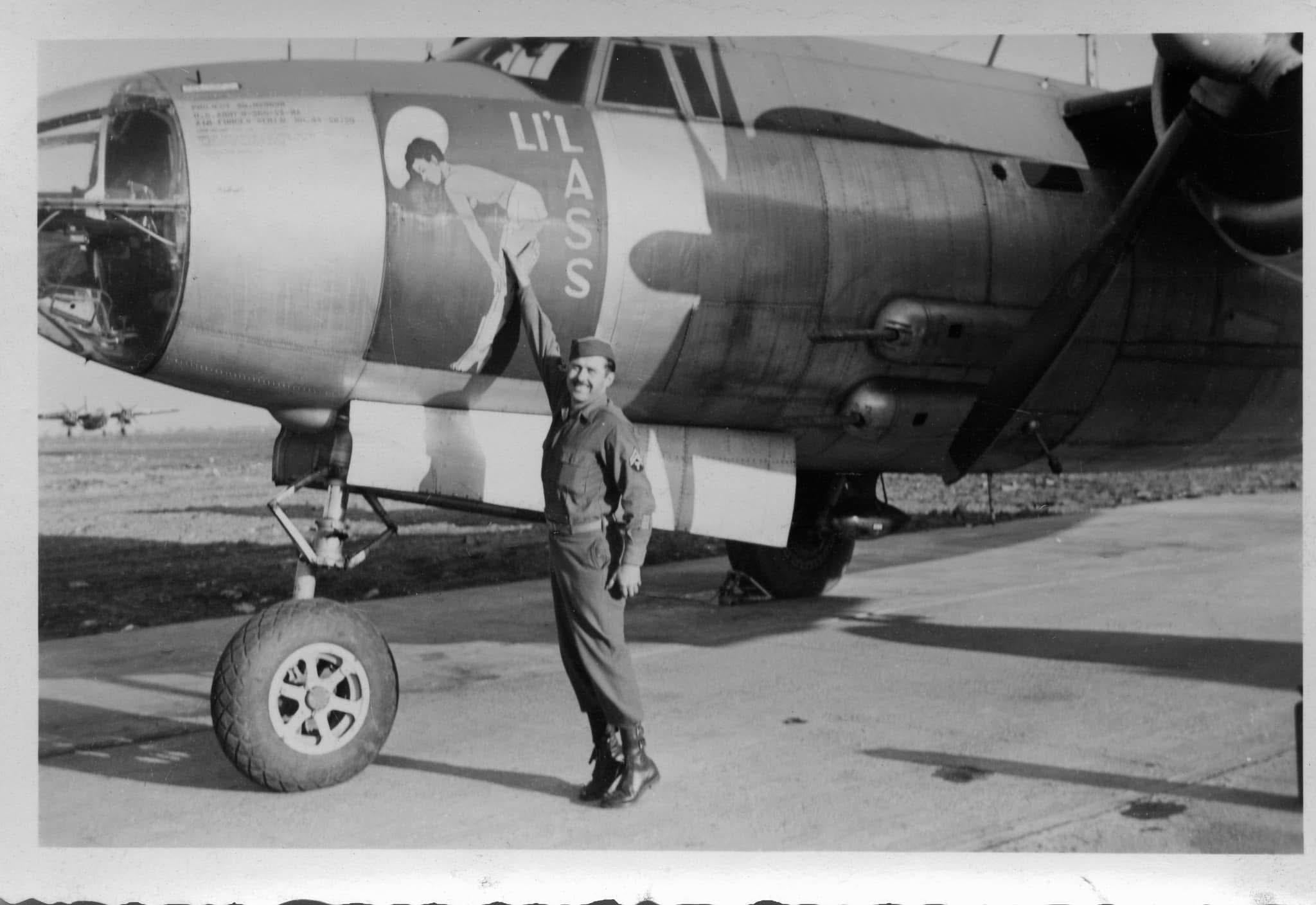 Martin B-26G-25-MA Marauder s/n 44-68129 nicknamed “Li’l (L)ass” of the 586th Bomb Squadron, 394th Bomb Group, RAF Boreham, England, late 1944. [2048×1408]