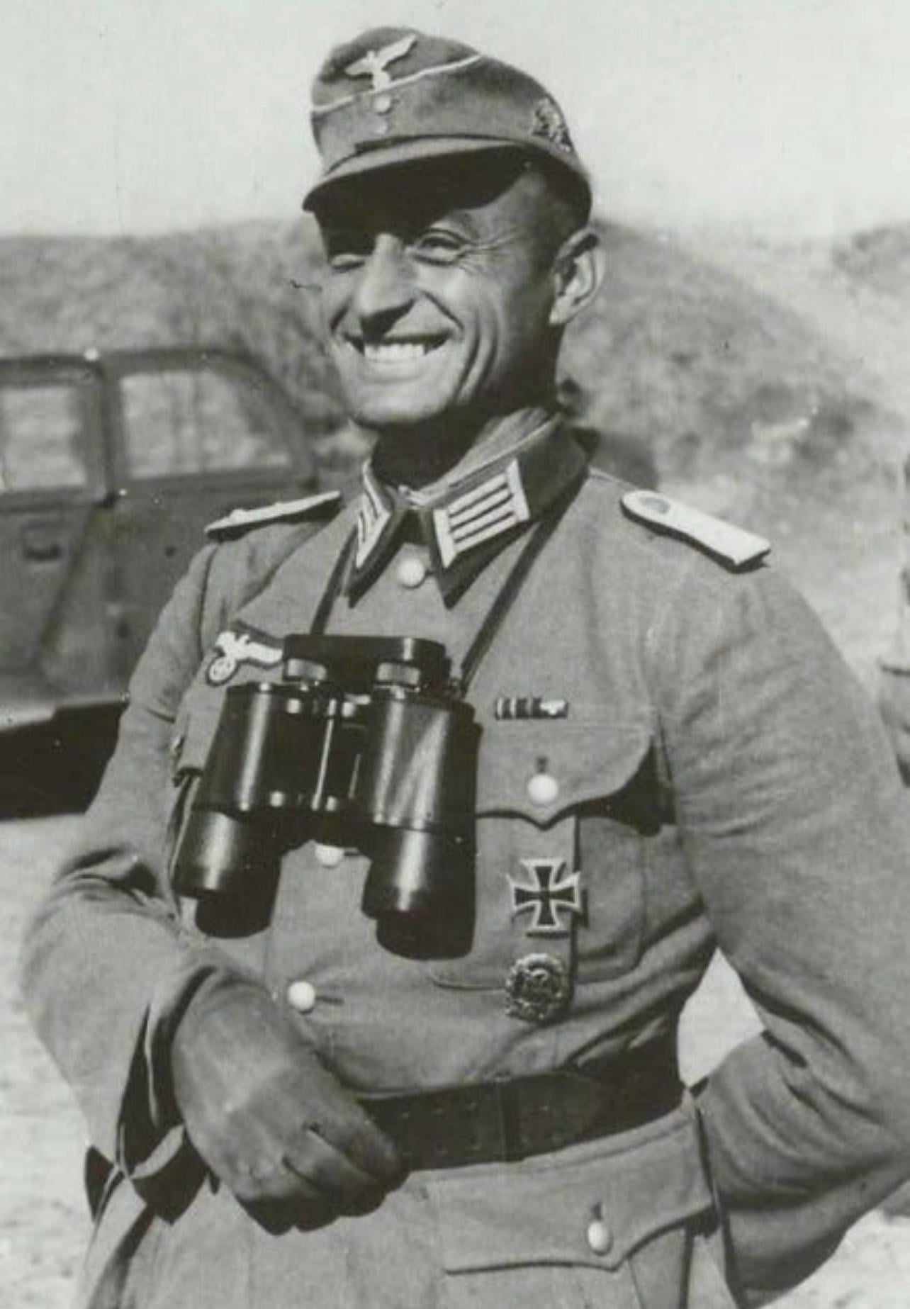 German Major Josef Gangl taken by an American photographer on May 4, 1945. The following day, he was killed while shielding former French Prime Minister Paul Reynaud, fighting alongside American soldiers and French prisoners against SS forces[1284X1847].