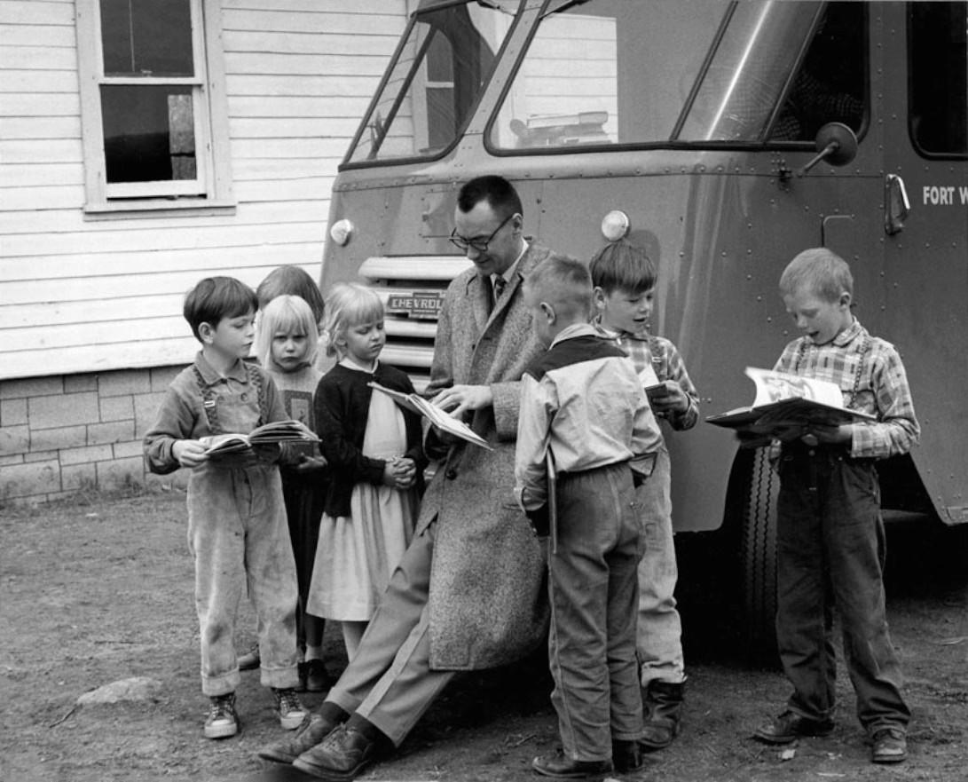 Bookmobile travelling to sparsely populated areas of northwestern Ontario, Canada in order to increase literacy amongst rural children in 1958. [881×1091]