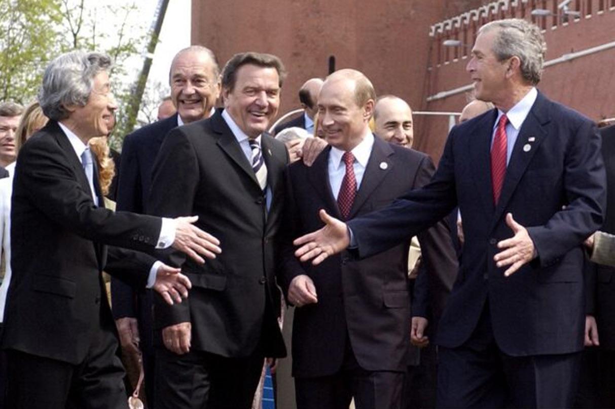 Victory Day Parade, Moscow, Russia, 2005. Japanese Prime Minister Junichiro Koizumi, French President Jacques Chirac, German Chancellor Gerhard Schroeder and U.S. President George W. Bush. [1,213×808]