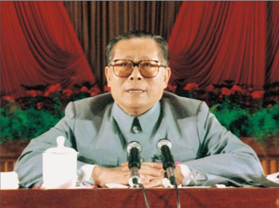 1989.6.23, Jiang Zemin the Shanghai Mayor who gone missing since May, show up in Beijing as the new leader of the Communist Party, Began the age of engineers ruled China [1139×849]
