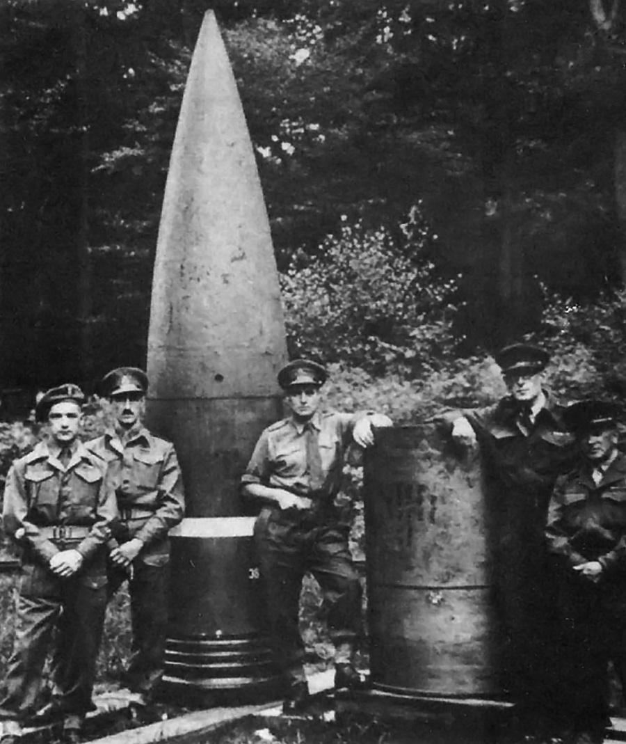 Schwerer Gustav shell, 1945, [900×1069]