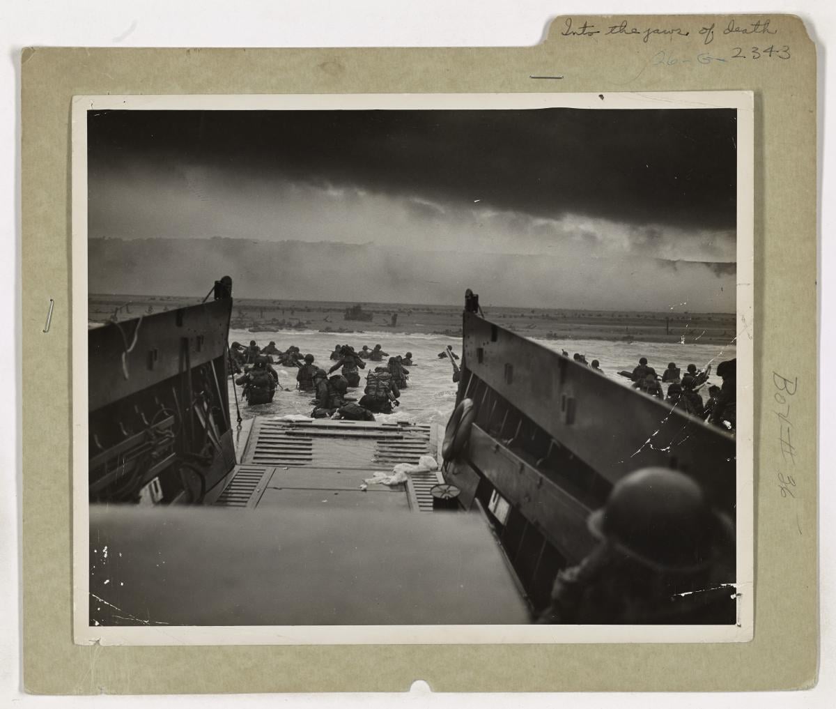 Into The Jaws of Death, June 6th, 1944 [1200 x 1017]
