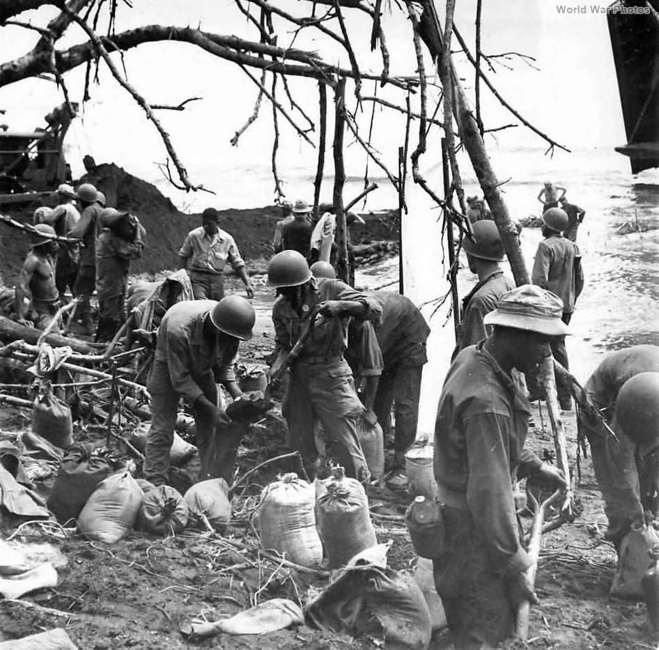 Soldiers of the 96th Engineer Battalion in New Guinea, 1942. The battalion had previously mutinied and killed their white officers while stationed in Australia[946×933]