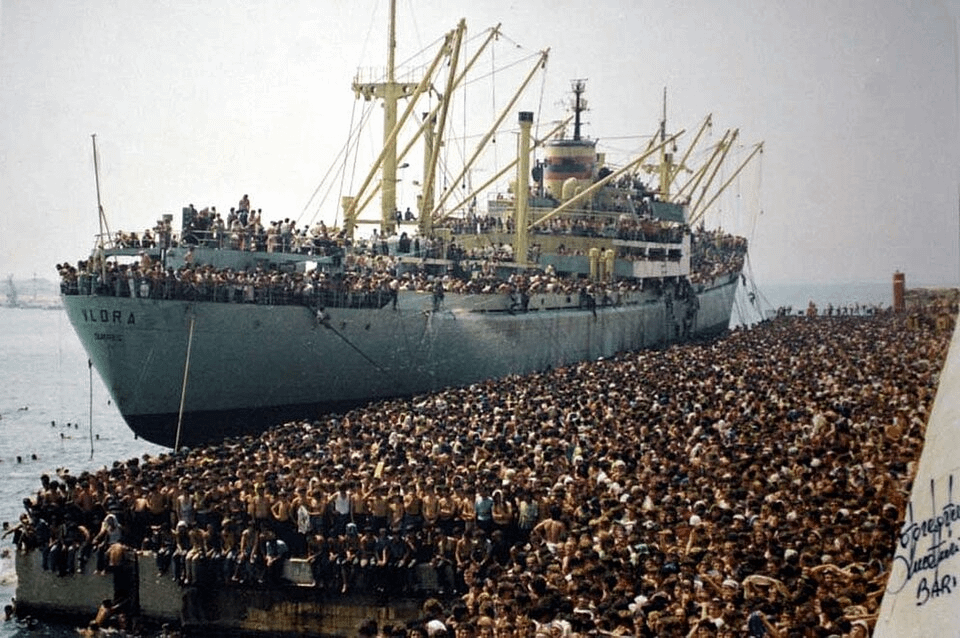 On 8 August 1991, between 10,000 and 20,000 Albanians fleeing political and economic collapse boarded the cargo ship Vlora and sailed to Bari, Italy [800 × 531]