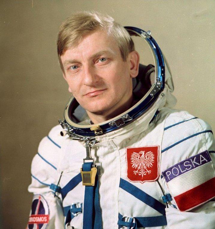 Mirosław Hermaszewski (1941-2022) – Polish cosmonaut, fighter plane pilot and Polish Air Force officer. First Polish national to ever go to space, 1978. [717×762]