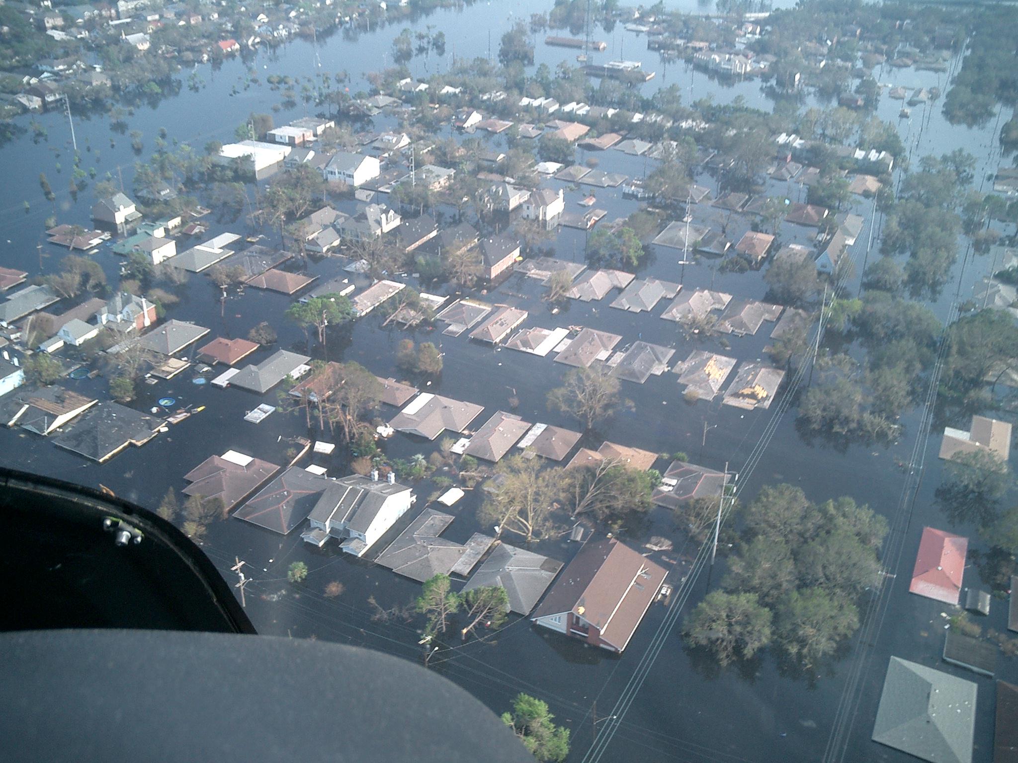 The aftermath of hurricane Katrina. 1392 people died and damages reached about $125B. End of August 2005[2048×1536]