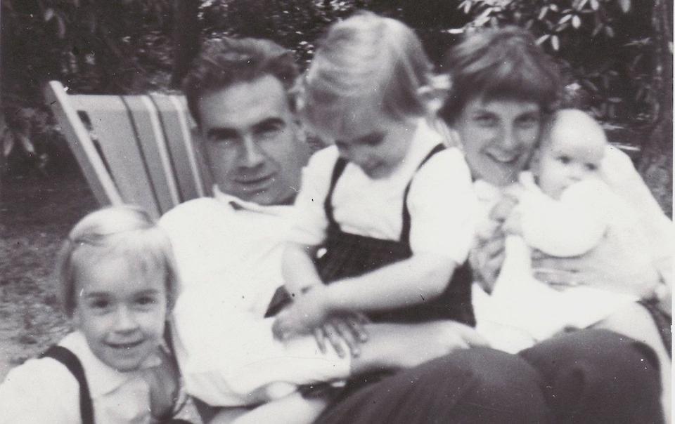 The last man executed in France by firing squad, Jean Bastien-Thiry, with his family circa 1960. A former French Air Force Colonel and air-weaponry engineer, he later attempted to assassinate Charles De Gaulle [960 x 604]