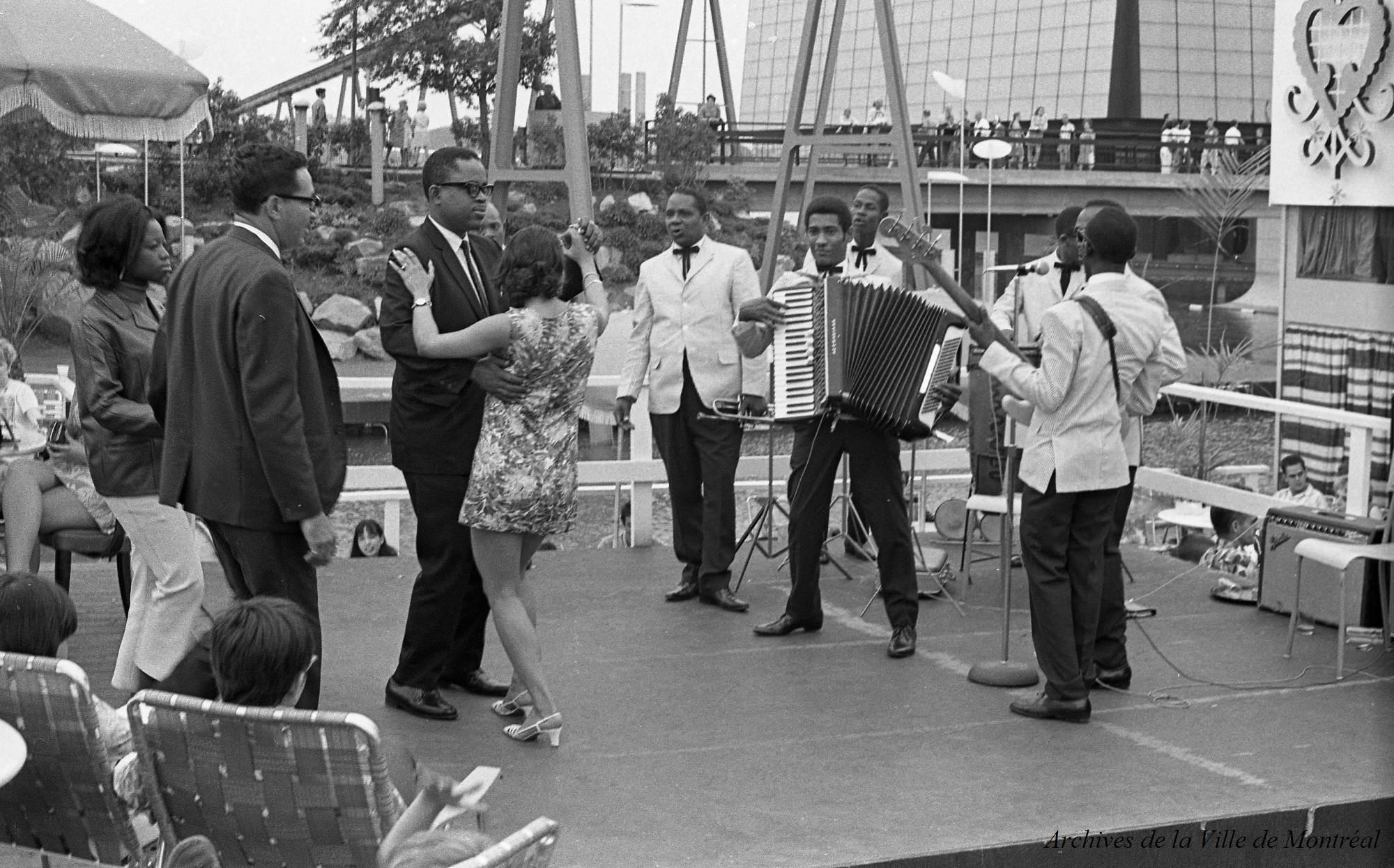 At the Haitian pavilion, Expo 1967 in Montreal. [2000 x 1246]