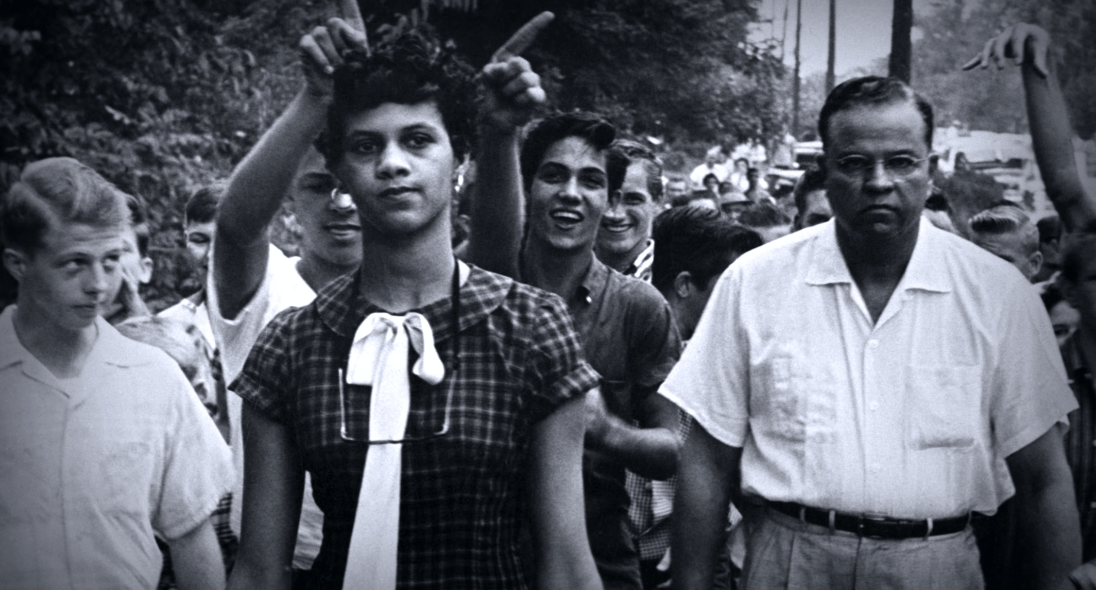 Dorothy Counts-Scoggins, one of the first African American students to integrate a previously all-white high school in Charlotte, North Carolina (1957) [2256×1215]